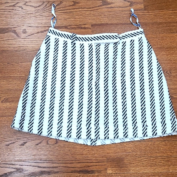 NWT Oscar de la Renta Tweed Black/White Skirt Size 14